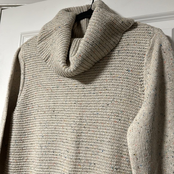 Loft Sweater Dress! - Picture 1 of 3